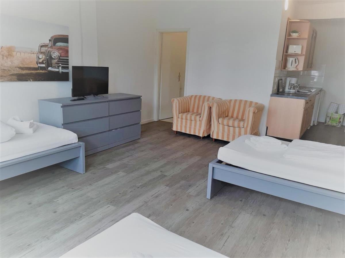 Mehrbett-Apartment 8 Citynah, Einfache Ausstattung Hamborg Eksteriør billede